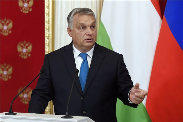 Adóelengedéssel kezelné a válságot Orbán Viktor