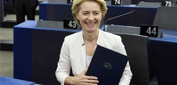 Megválasztották az Európai Bizottság új elnökét